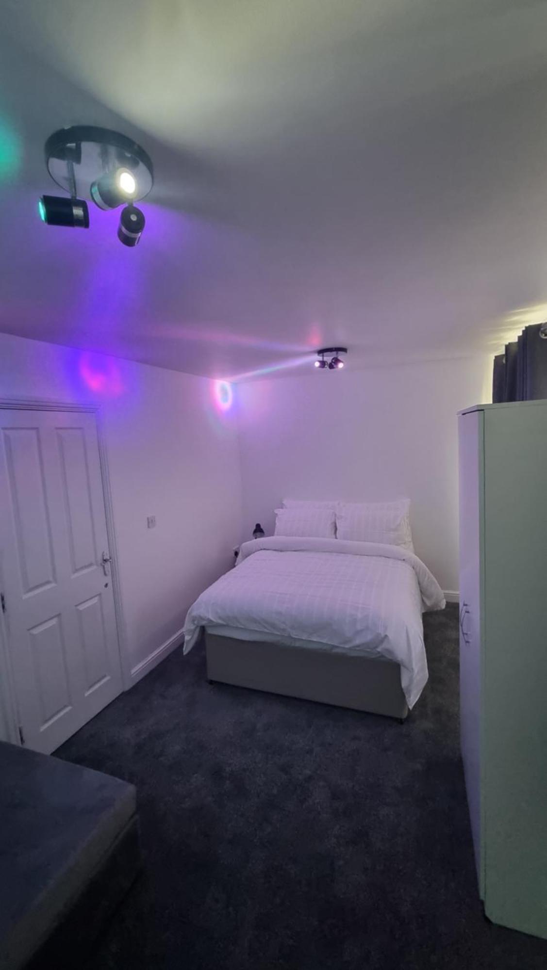 Amethyst Drive Apartamento Sittingbourne Exterior foto