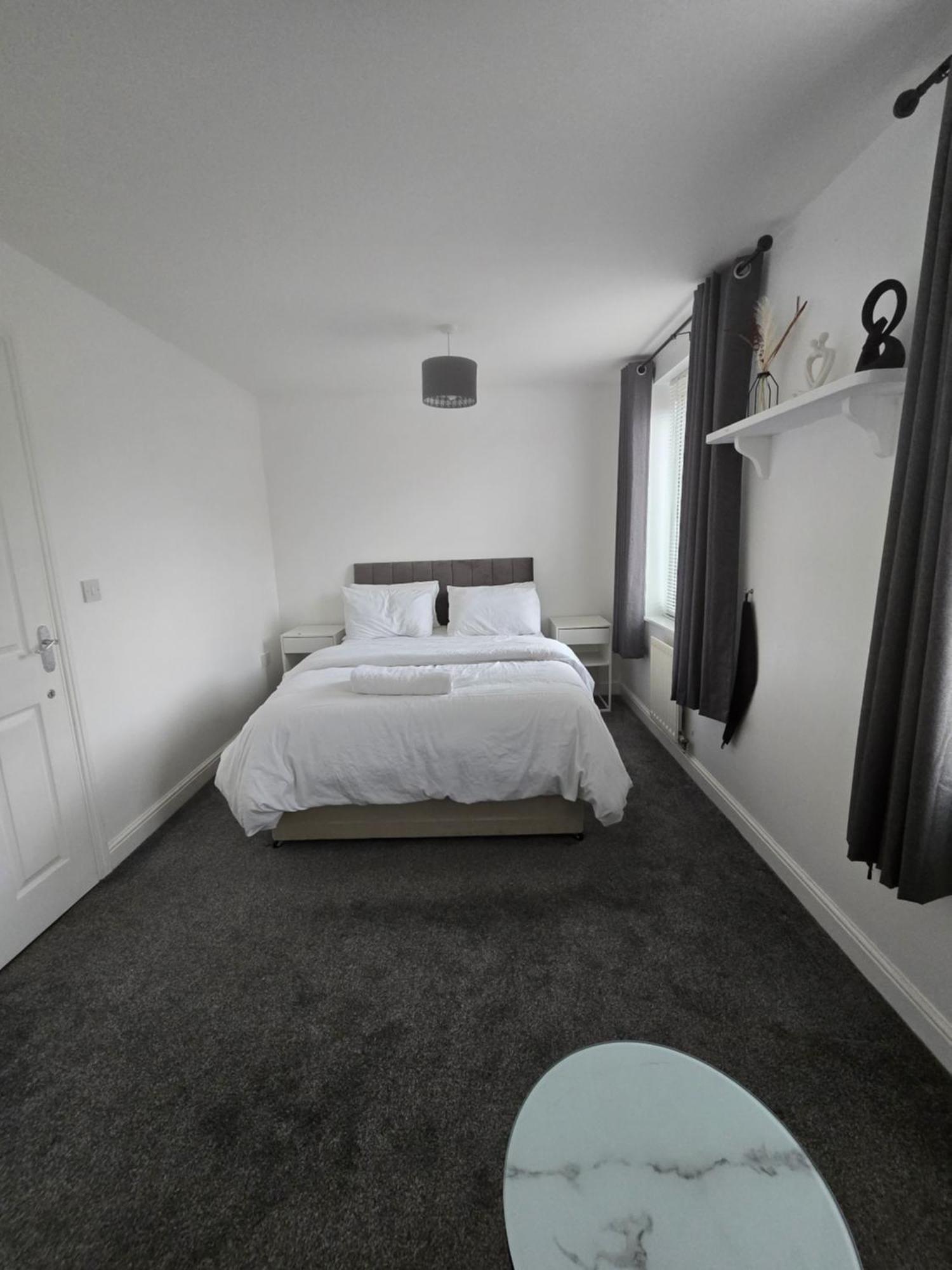 Amethyst Drive Apartamento Sittingbourne Exterior foto